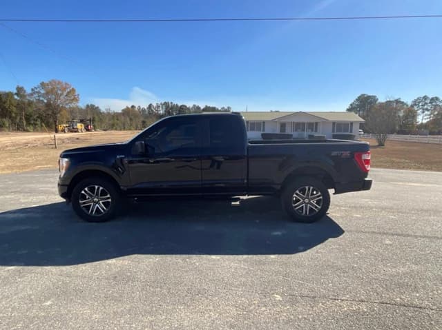 Image of Ford F-150 equipment image 1