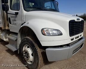 Main image Freightliner Business Class M2 106 11