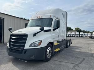 2021 Freightliner Cascadia 126 Image