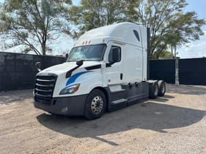 2021 Freightliner Cascadia 126 Image