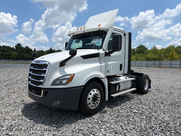 Image of Freightliner Cascadia Primary image