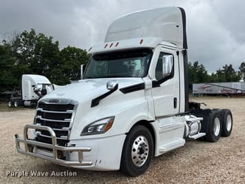Main image Freightliner Cascadia