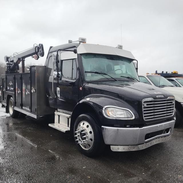 Image of Freightliner M2 equipment image 2