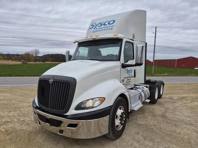 Image of Freightliner RH613 equipment image 1