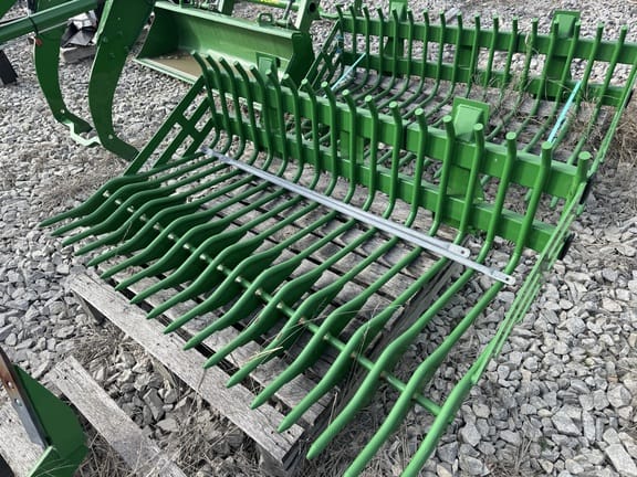 2021 Frontier AR10E Equipment Image0