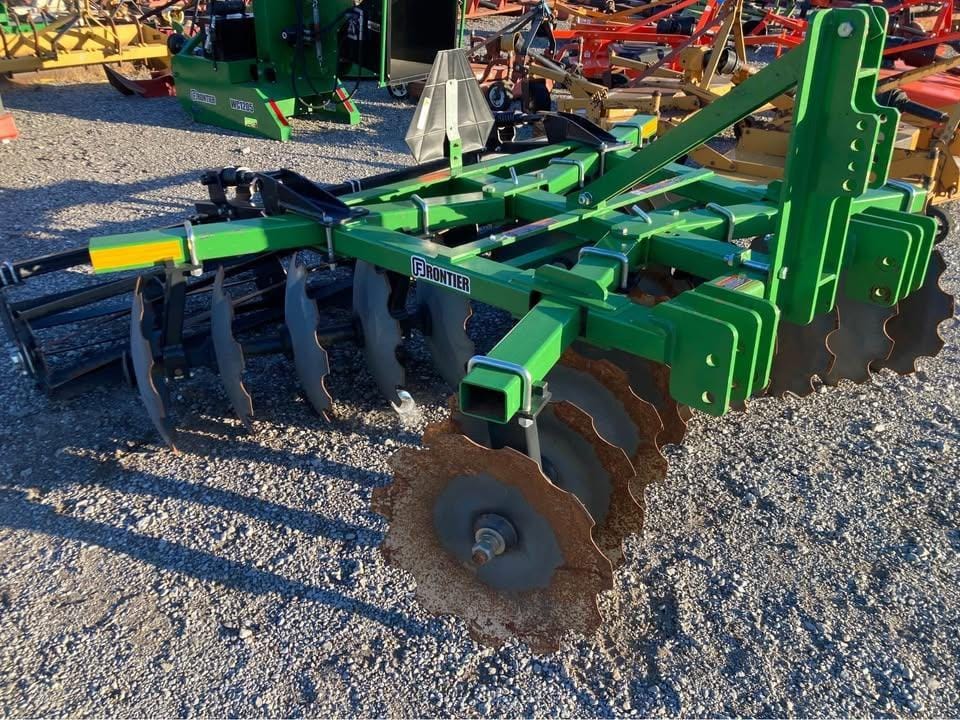 2021 Frontier DH1396 Equipment Image0