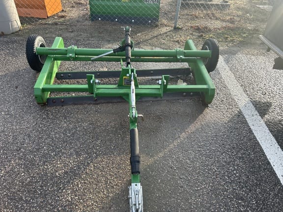 2021 Frontier LP1060 Equipment Image0