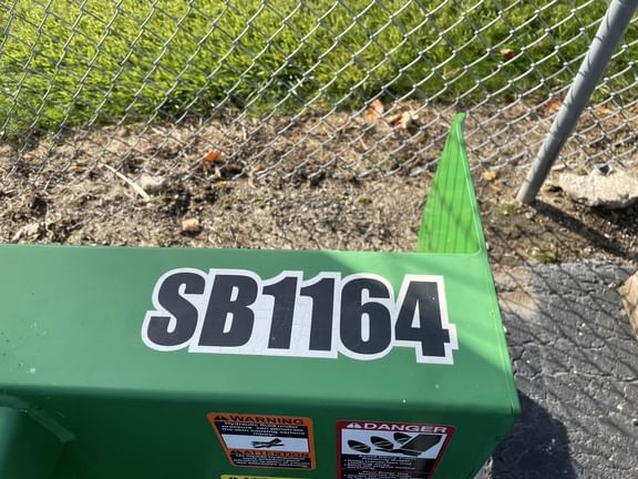 2021 Frontier SB1164 Equipment Image0