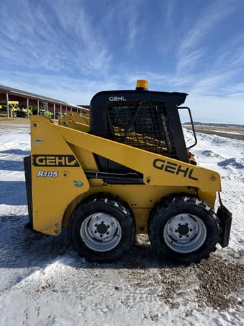 Main image Gehl R105