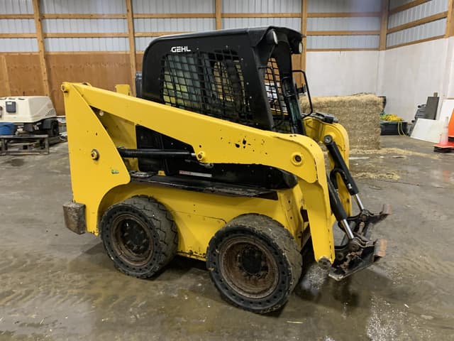 Image of Gehl R190 equipment image 3