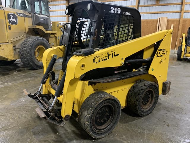 Image of Gehl R190 equipment image 2