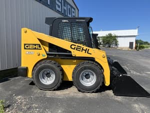 2021 Gehl R220 Image