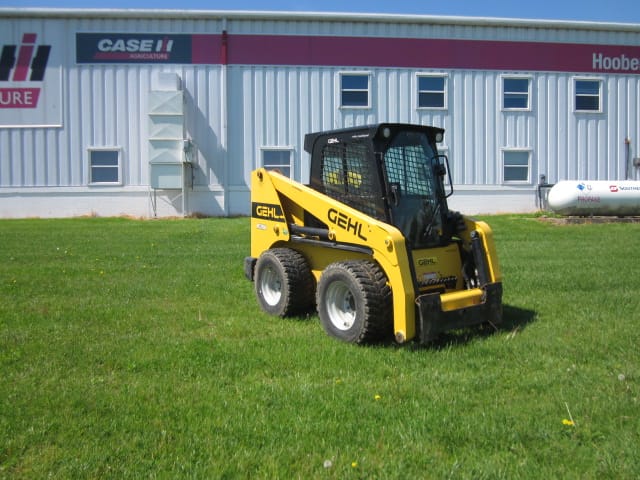 2021 Gehl R260 Equipment Image0