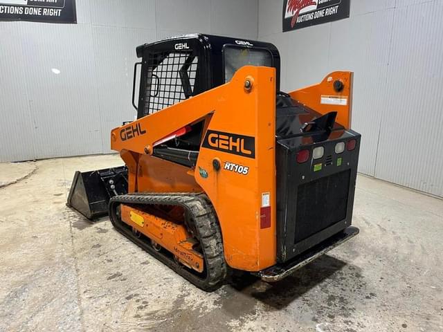 Image of Gehl RT105 equipment image 2