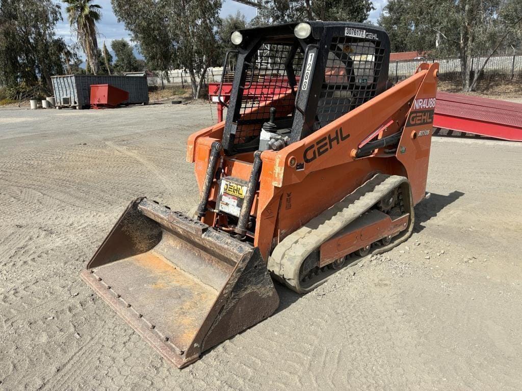 2021 Gehl RT105 Equipment Image0