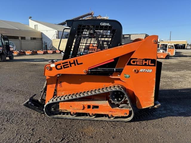Image of Gehl RT105 equipment image 4