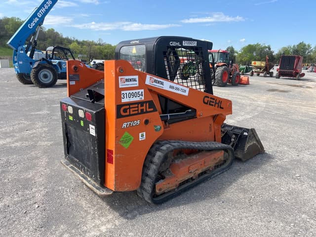 Image of Gehl RT105 equipment image 4