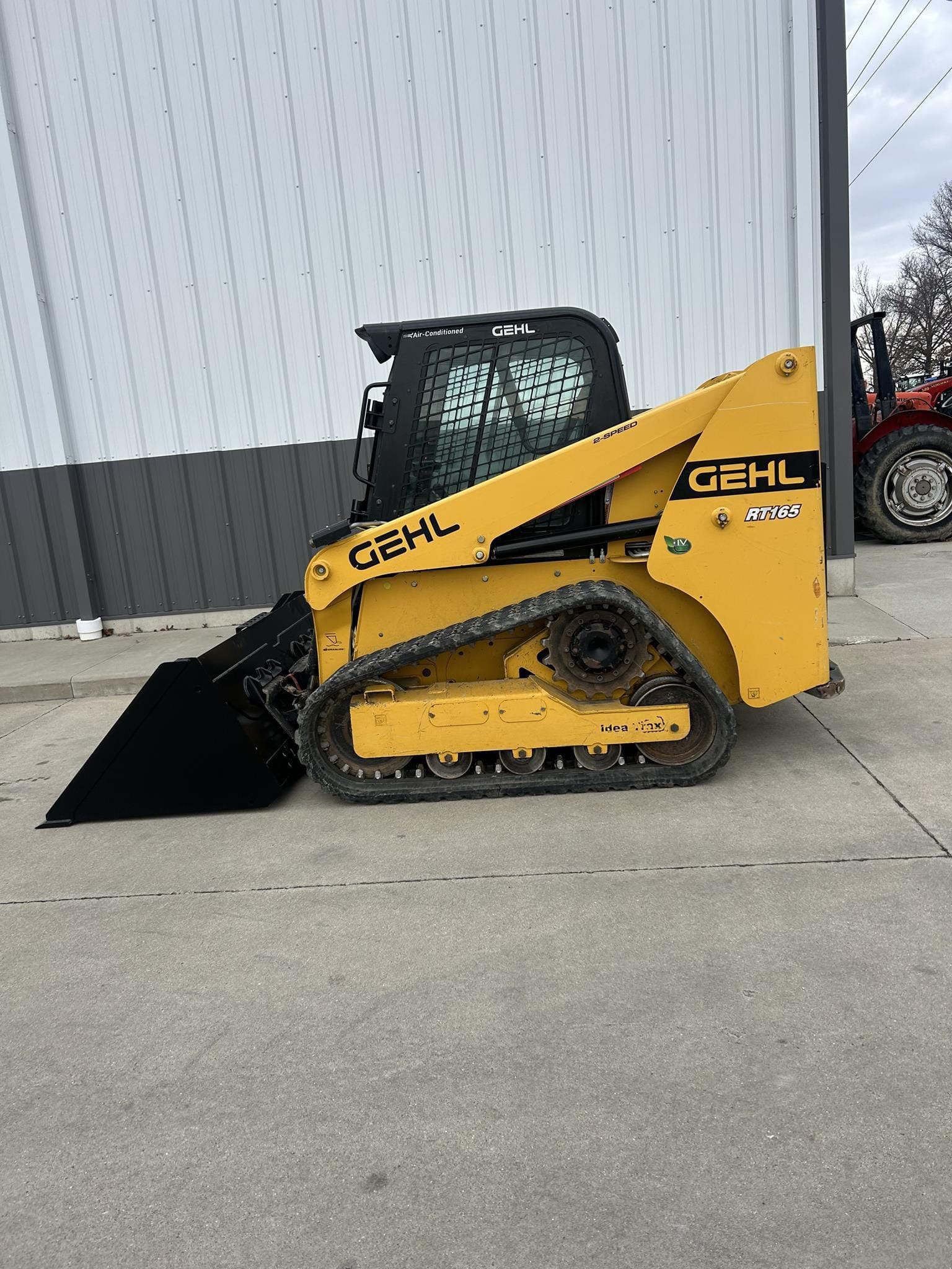 2021 Gehl RT165 Equipment Image0