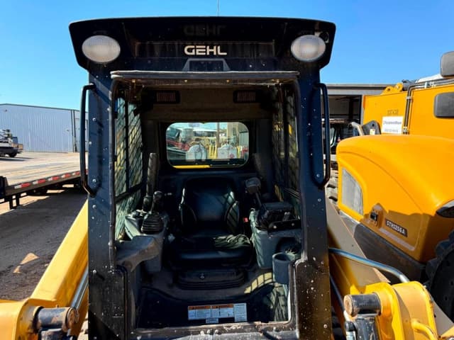 Image of Gehl RT215 equipment image 1