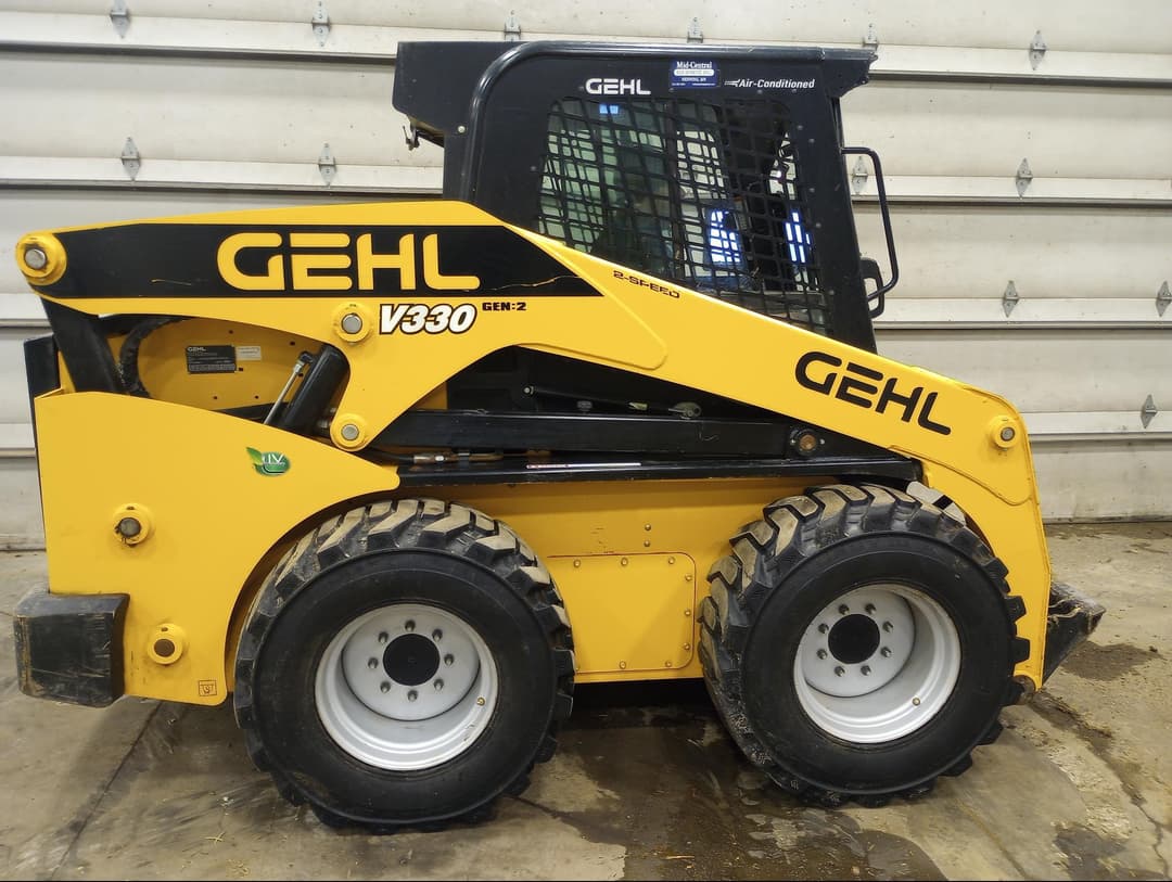 Image of Gehl V330 Primary image