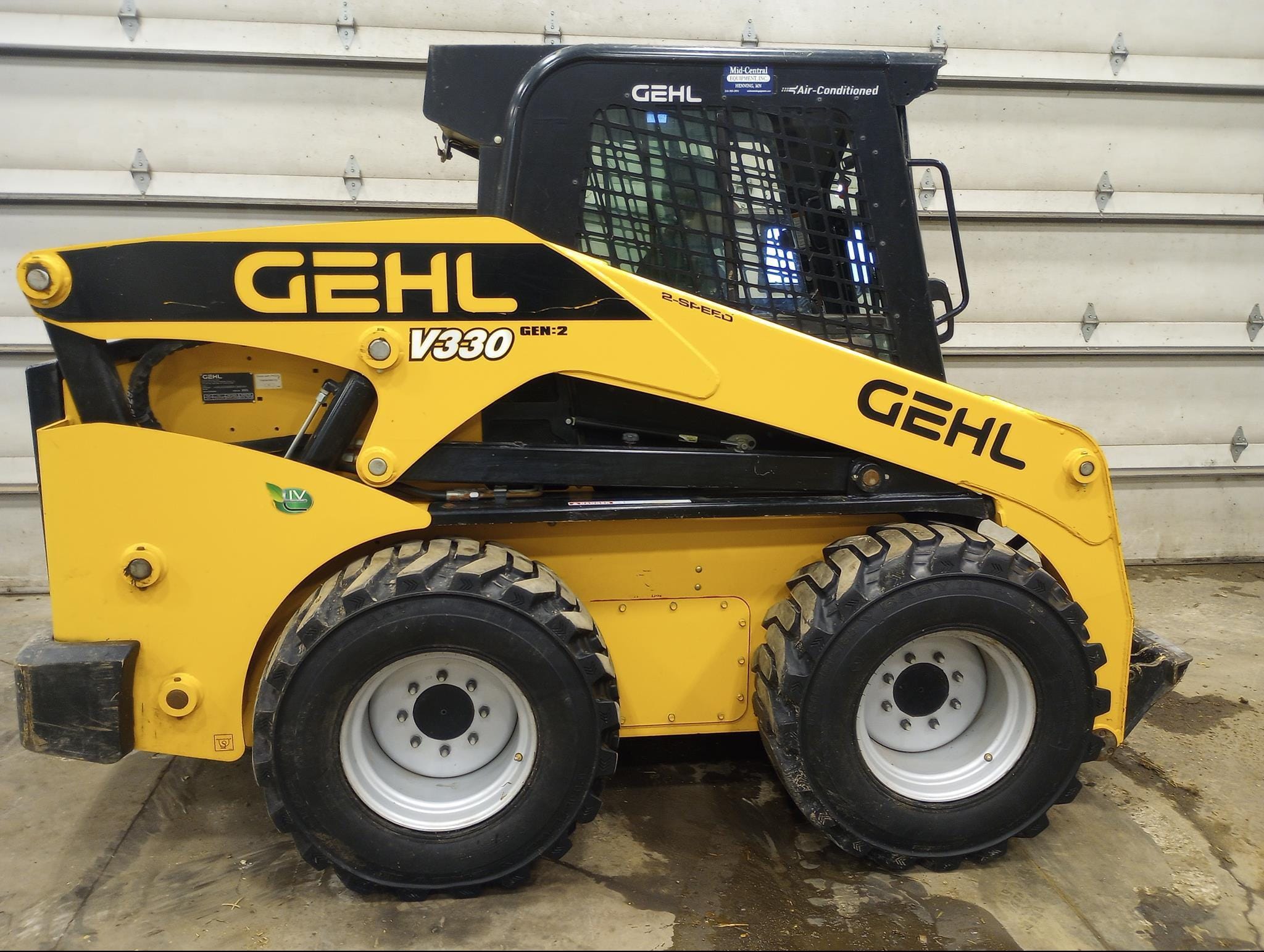 2021 Gehl V330 Image