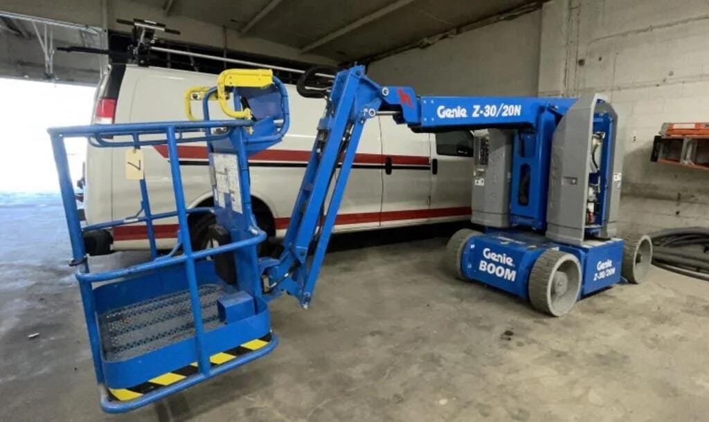 Main image Genie Z-30/20N