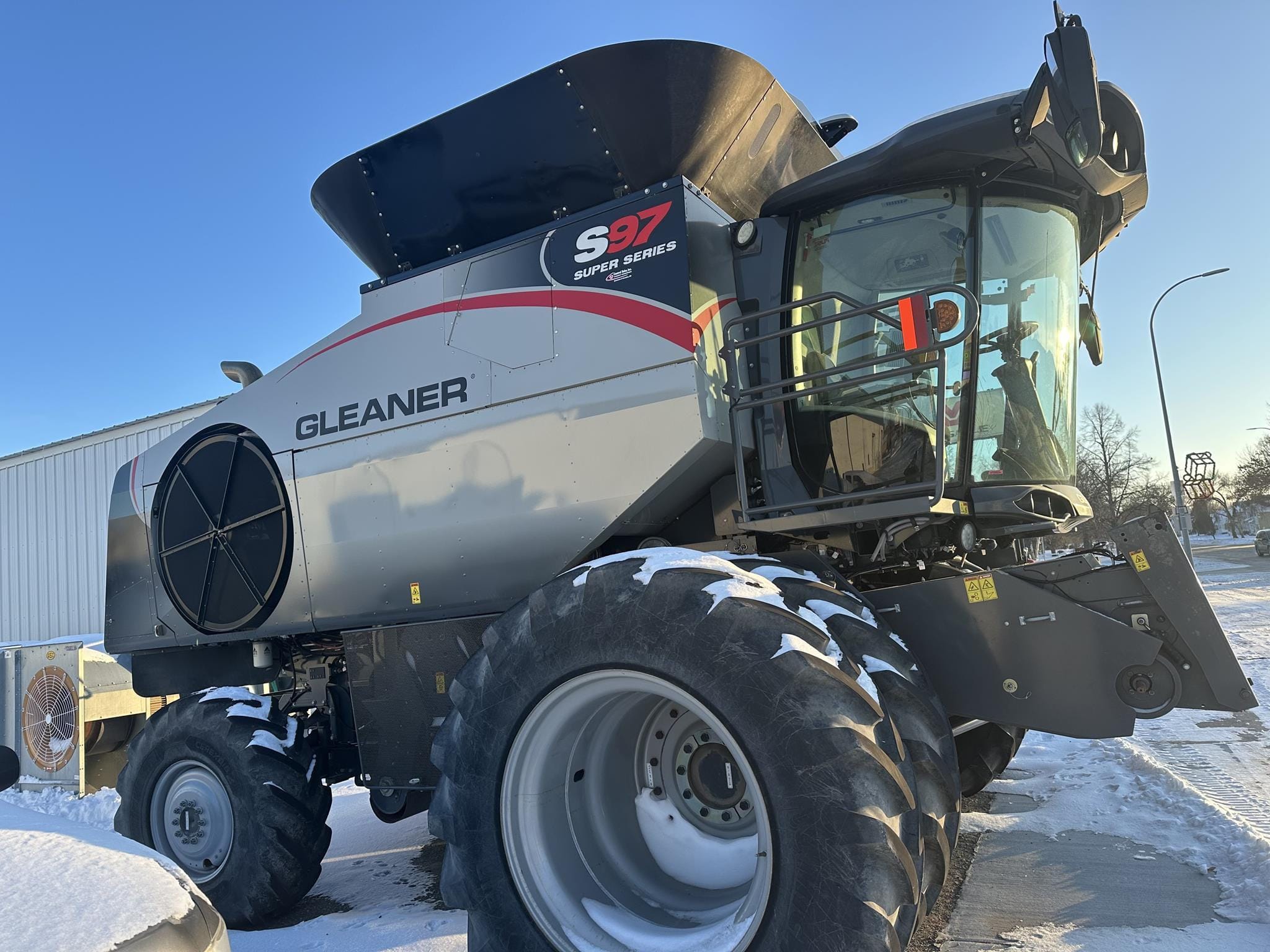 2021 Gleaner S97 Equipment Image0