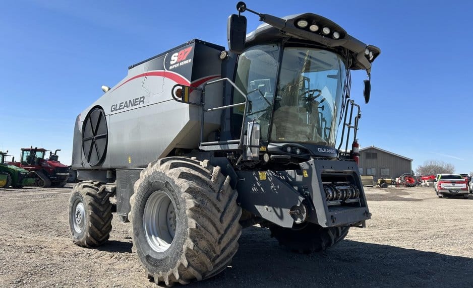 2021 Gleaner S97 Image