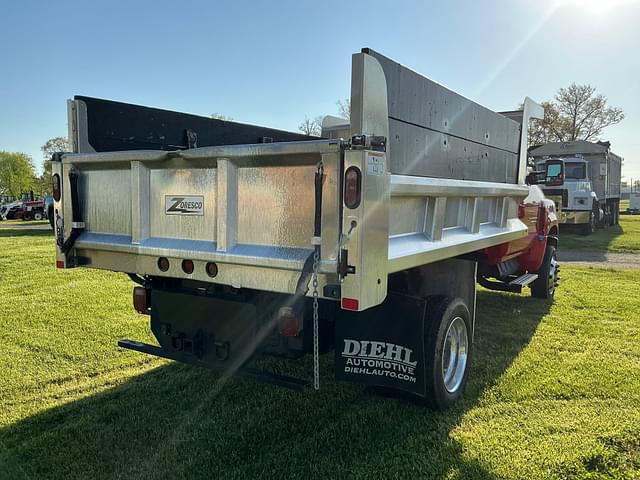 Image of Chevrolet 6500HD equipment image 3