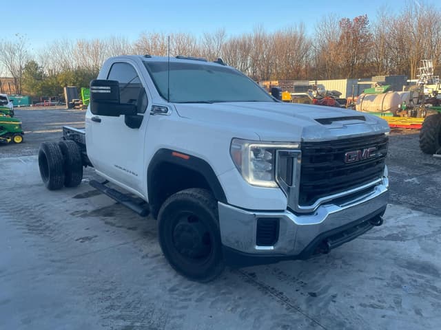 Image of GMC 3500HD equipment image 1