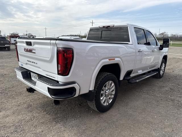 Image of GMC Sierra equipment image 3