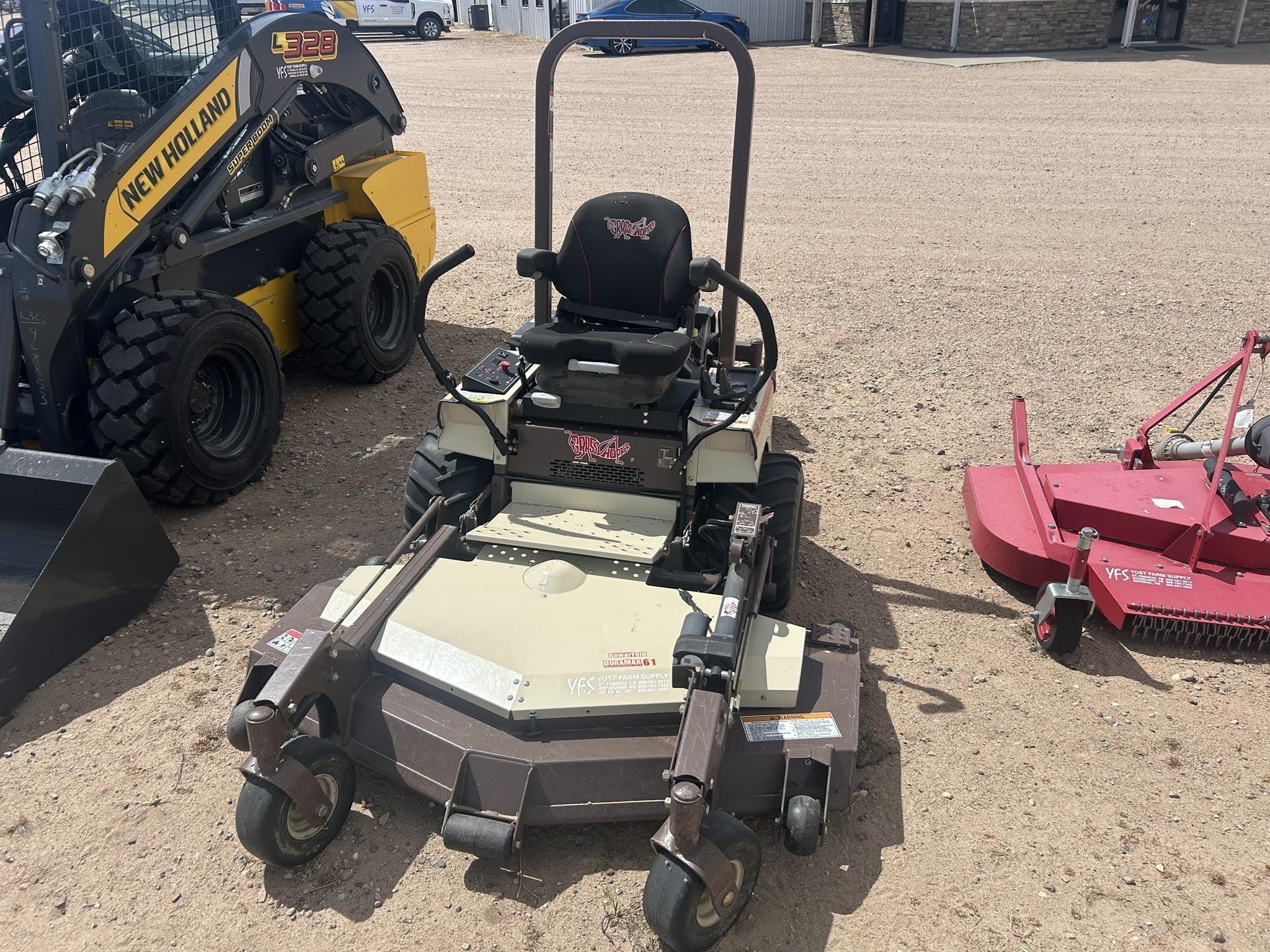 2021 Grasshopper 725 Equipment Image0