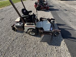 2021 Grasshopper 727EFI Image