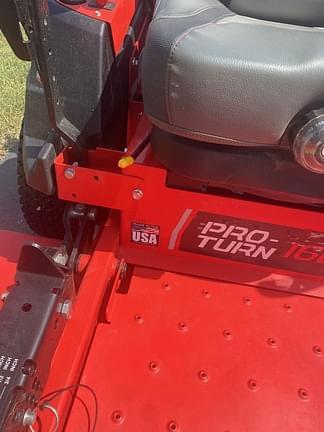 Image of Gravely Pro-Turn 160 equipment image 3