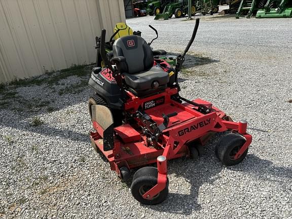 Image of Gravely Pro-Turn 160 equipment image 1