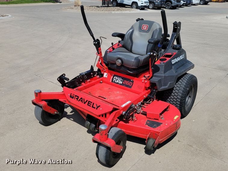 2021 Gravely Pro-Turn 260 Equipment Image0