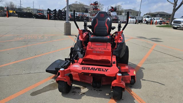 Image of Gravely Pro-Turn 660 equipment image 1
