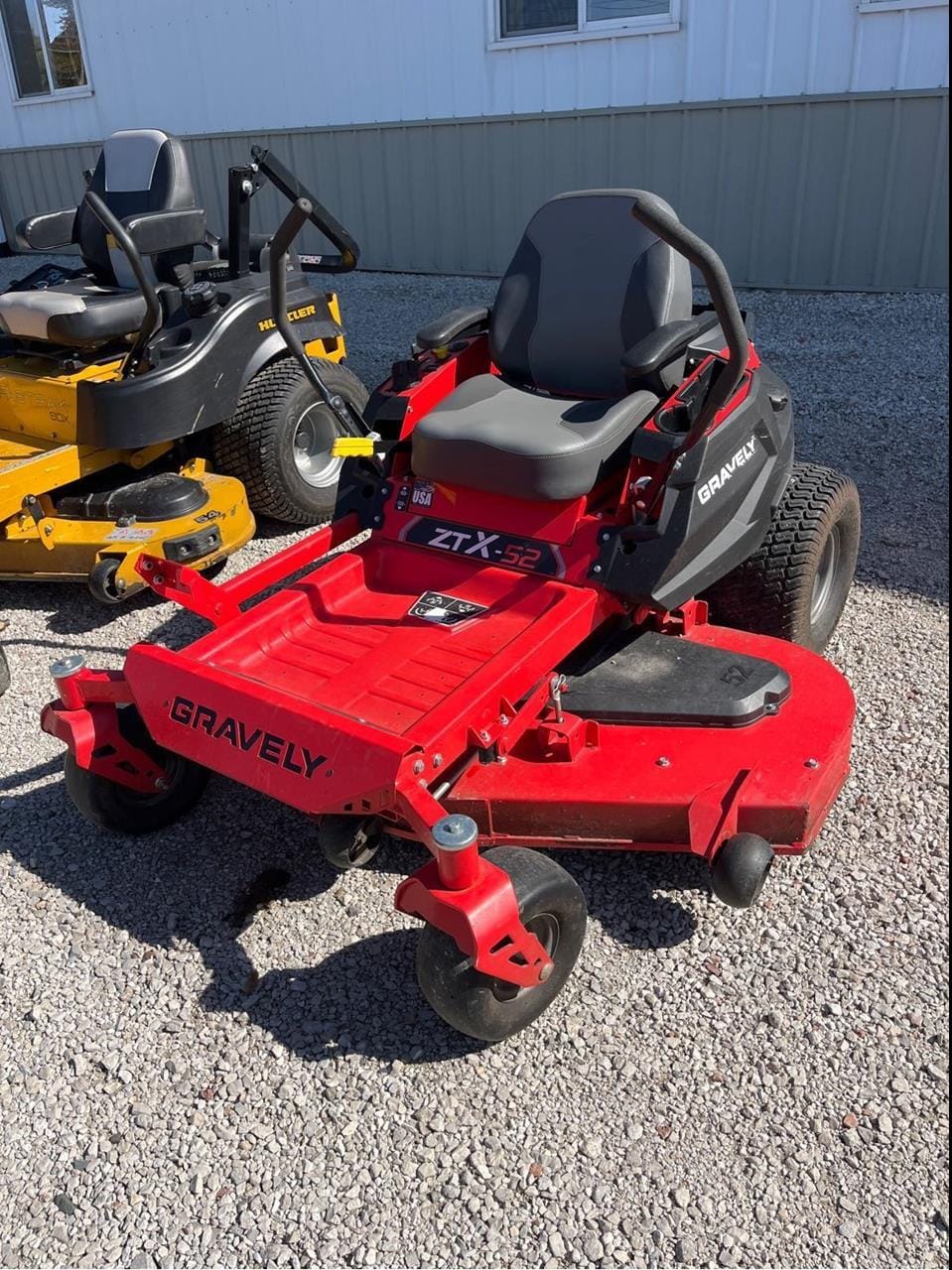 2021 Gravely ZTX-52 Equipment Image0