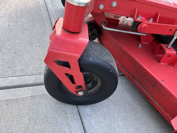 Image of Gravely ZTX52 equipment image 4
