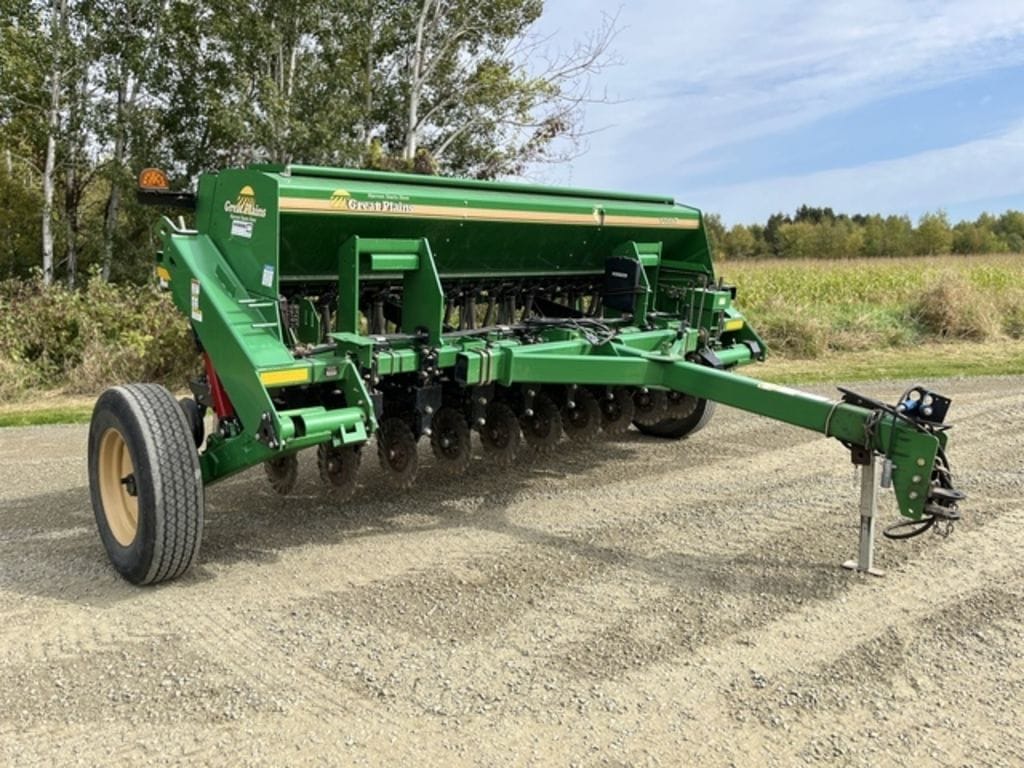 2021 Great Plains 1206NT Equipment Image0