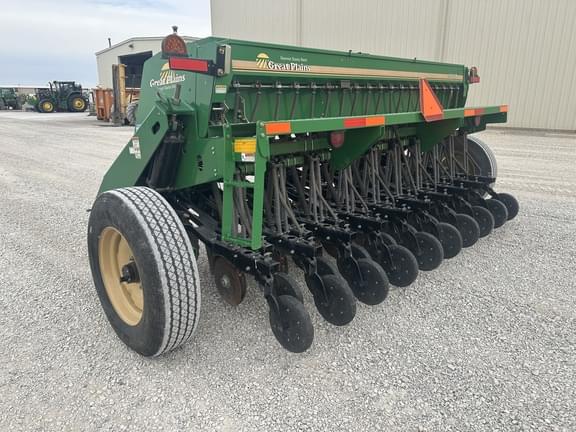 Image of Great Plains 1206NT equipment image 2