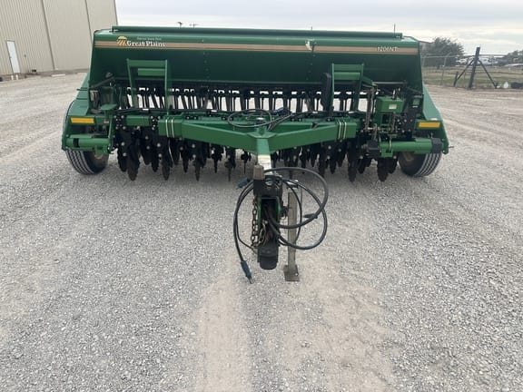 2021 Great Plains 1206NT Equipment Image0