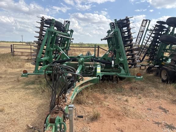 Image of Great Plains 2400TM equipment image 4