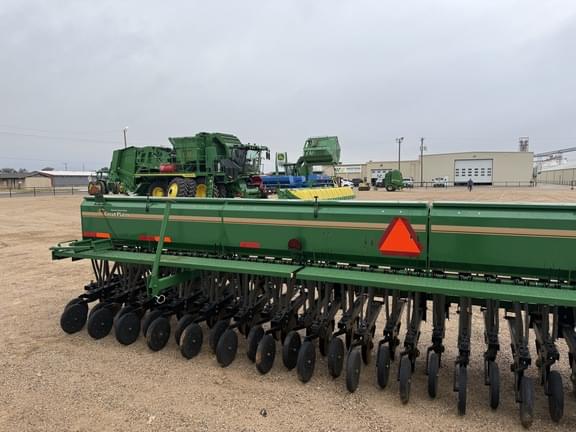 Image of Great Plains 2700 equipment image 3