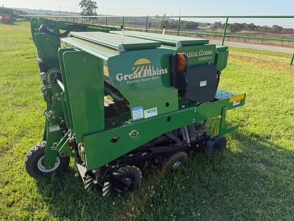 Image of Great Plains 3P606NT equipment image 2