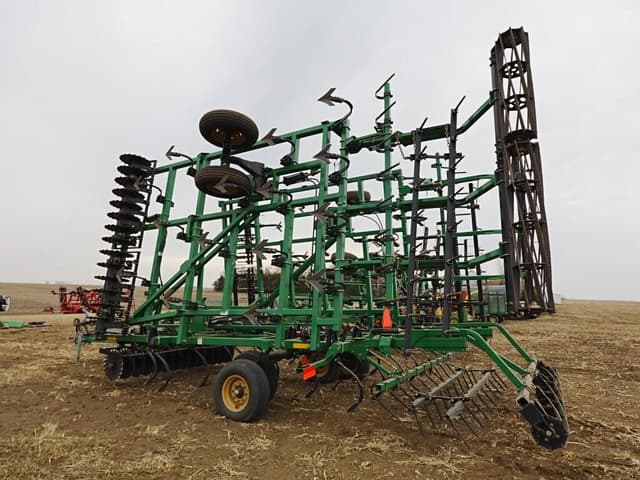 Image of Great Plains 8328DV equipment image 4