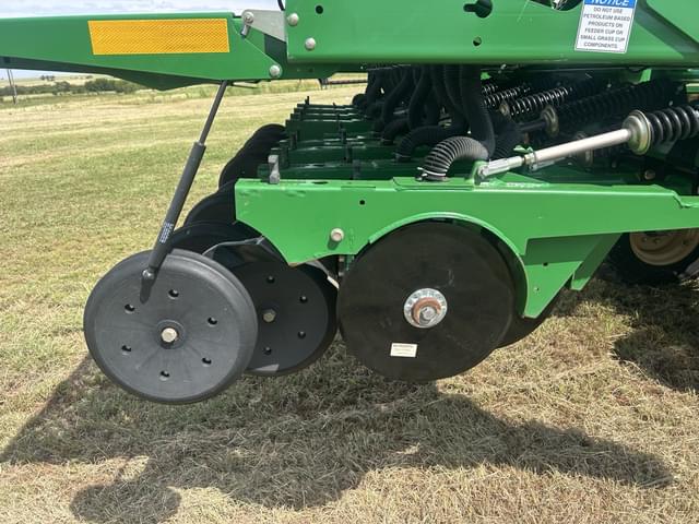 Image of Great Plains BD7600-30-4875 equipment image 4