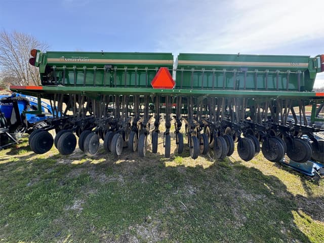 Image of Great Plains Solid Stand 1500 equipment image 1