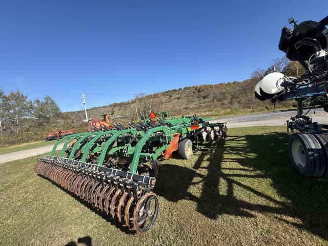 Image of Great Plains MC5111 equipment image 4