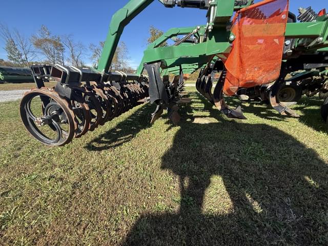 Image of Great Plains MC5111 equipment image 3